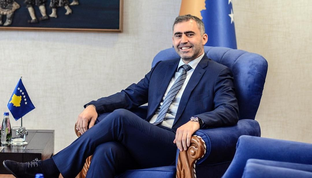 Avokati Besnik R. Berisha
